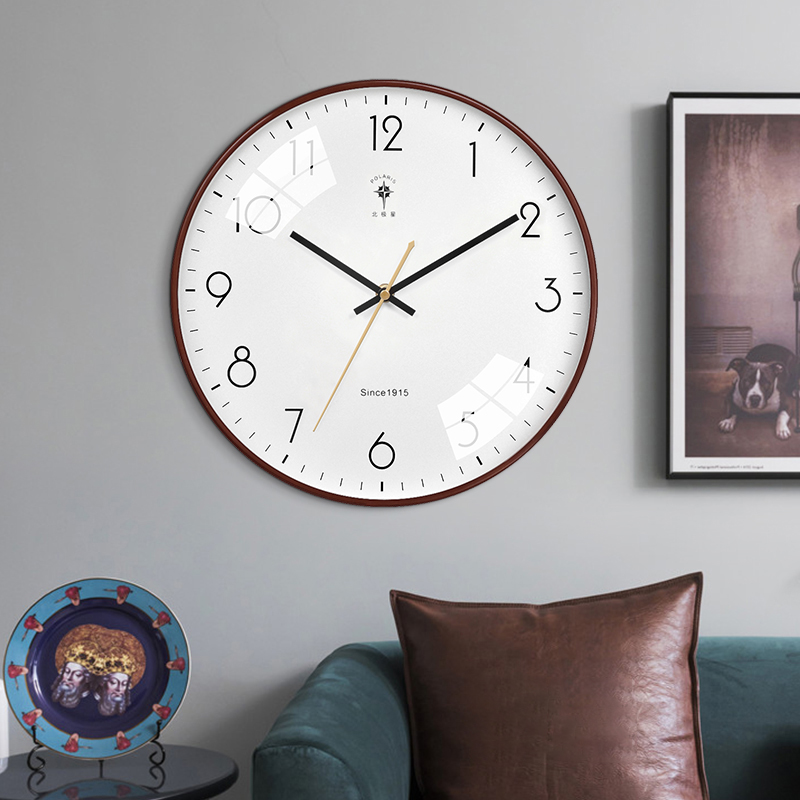 北极星（POLARIS）挂钟 客厅北欧钟表挂墙家用时钟现代简约大气挂表时尚11英寸石英钟 2551咖木色