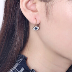 施华洛世奇（SWAROVSKI）恶魔之眼耳环气质女士镀玫瑰金色耳坠5425857 生日礼物送女友