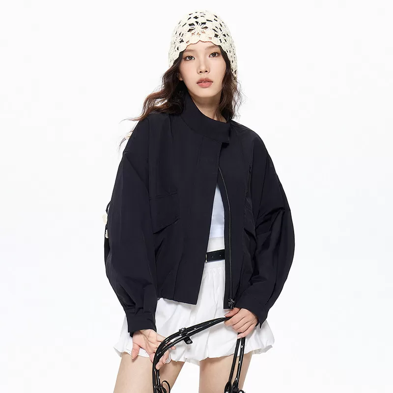 骆驼女装立领夹克2026秋季新款户外软壳登山服宽松休闲短款外套女 