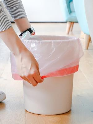 宜洁手提式垃圾袋加厚家用自动收口黑色抽绳塑料袋厨房中大号5卷