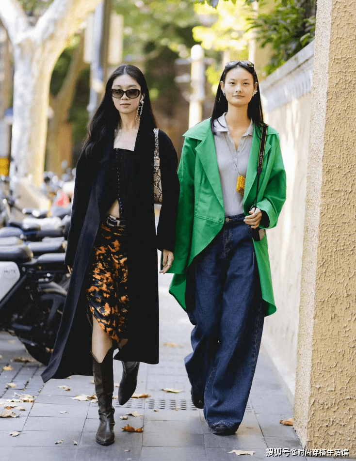 穿衣风格更新，被“上海女生”吸引，色彩更丰富却意外地时尚
