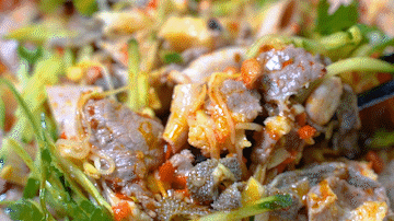揭露牛杂行业的30年师傅：从屠宰到餐桌的内幕！揭秘牛肉的历程！