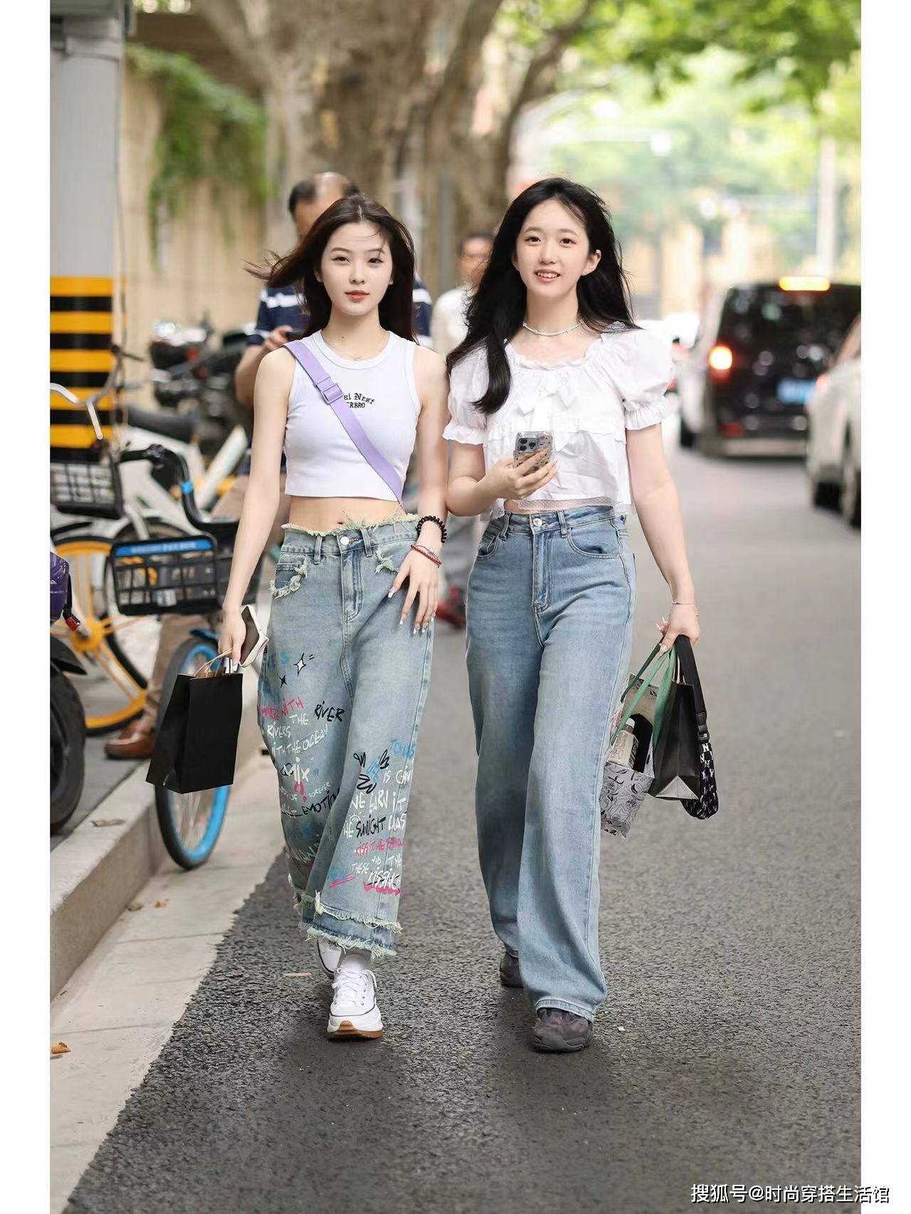 建议：搭配上海女性服饰，避免穿小白鞋，展现出时尚潮流和高雅气质