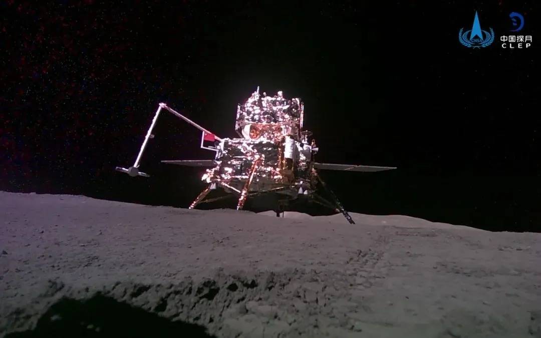 嫦娥六号成功完成月球轨道交会对接 准备携带月背样品返回