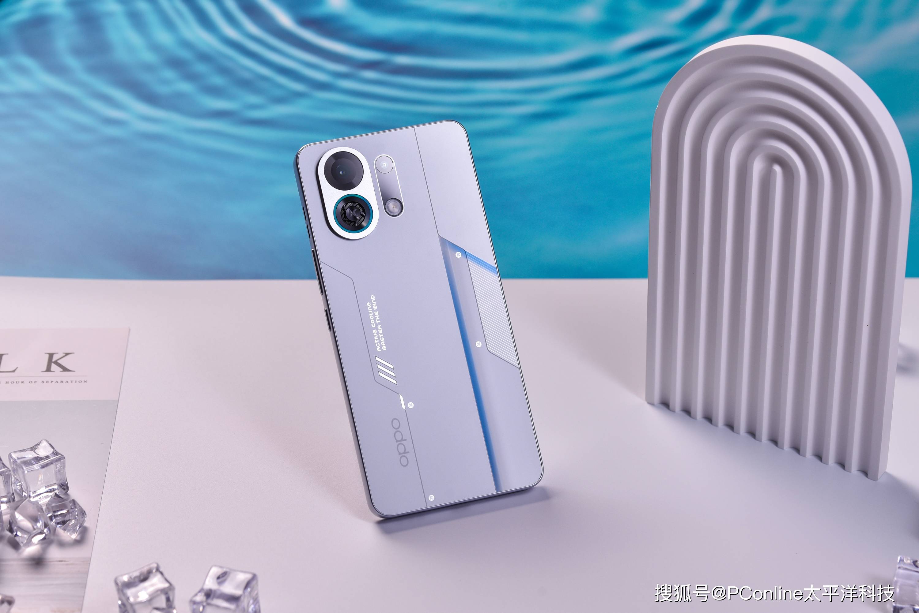OPPO K13 Turbo Pro图赏：疾风掠「银」，高光在握！