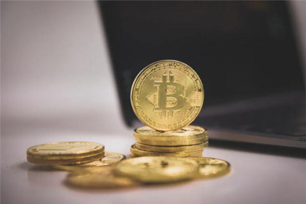 萤火突击：掘金攻略，教你玩赚比特币！