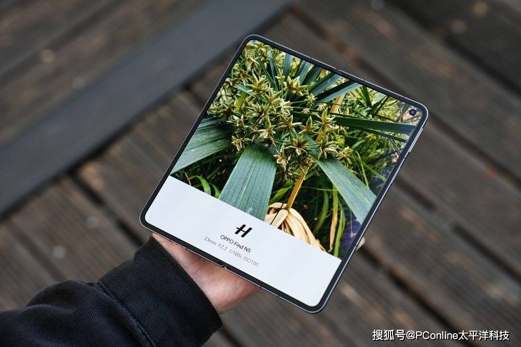 看OPPO Find N5如何完美诠释轻薄大折叠屏手机