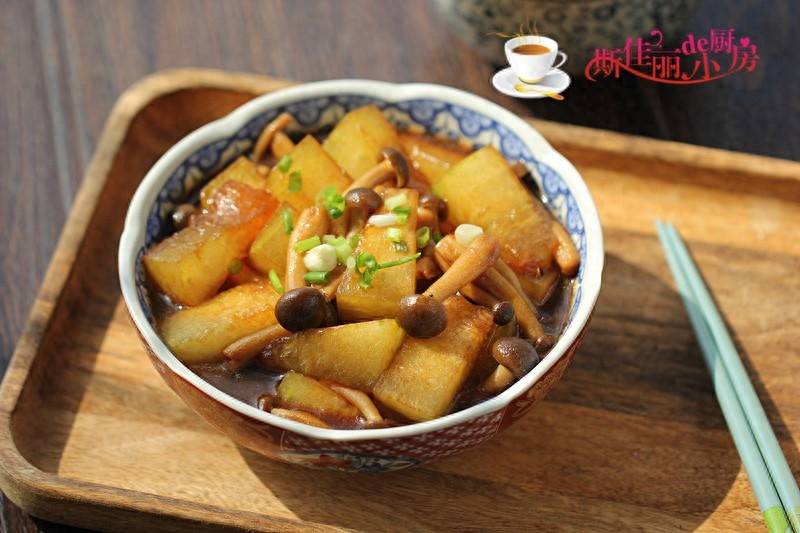三伏天，这瓜要使劲吃，一清热二祛湿三排毒，好吃不长胖还变瘦