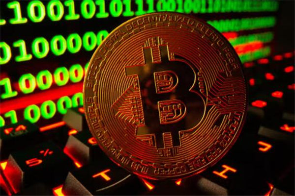 欧易平台新动向：比特币交易指南与风险提示