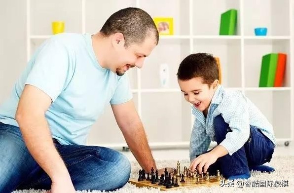 国际象棋教程：从3岁到18岁全面提升