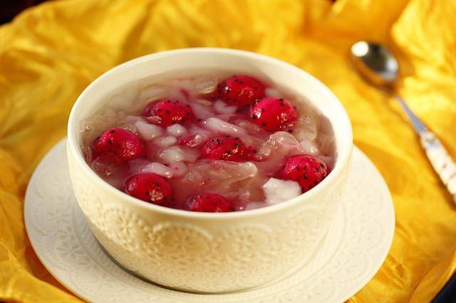 秋天这3种水果是“催屎之王”，常吃肠道通了排便顺畅，浑身轻松