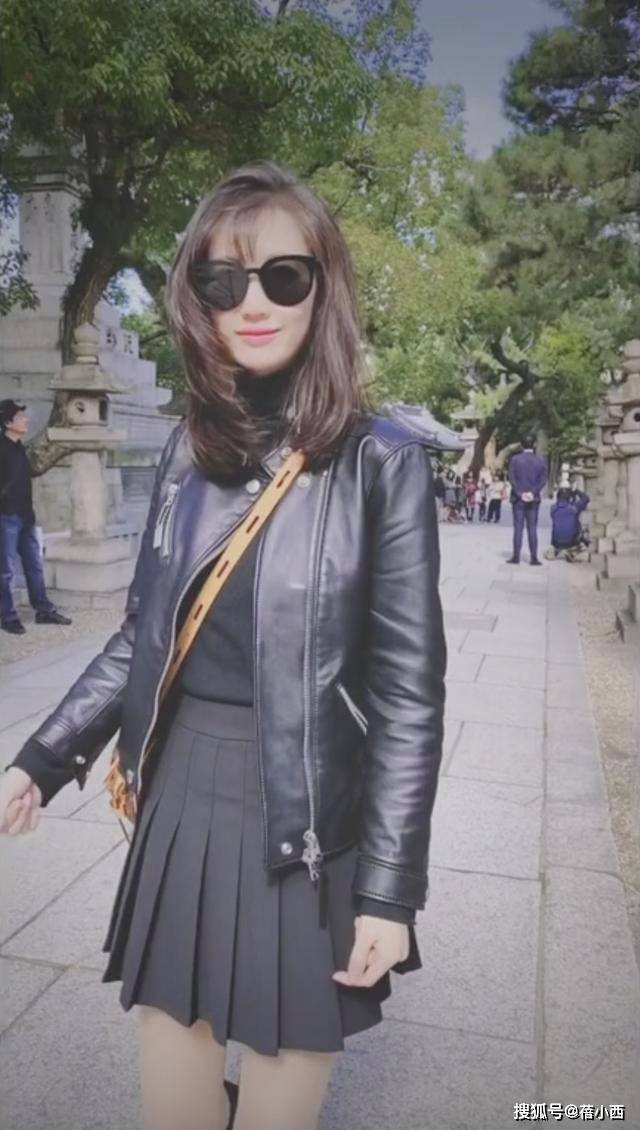 马蓉离开王宝强9年后更嫩了，去日本旅游不忘豆腐女腿，越活越美