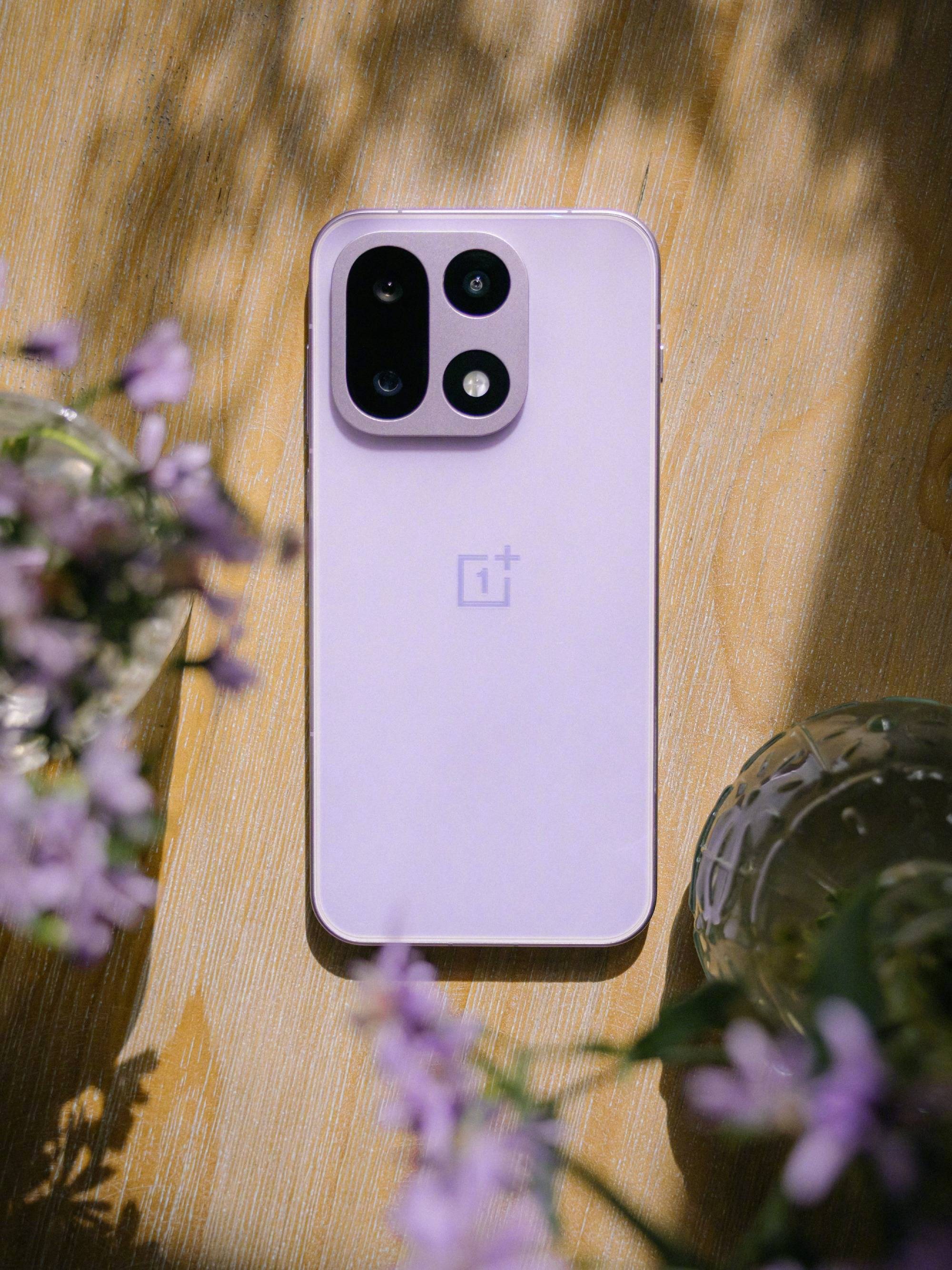 双 11 旗舰首选！一加 15 性能 Ultra 超旗舰重磅开售，3999 元起解锁全能体验