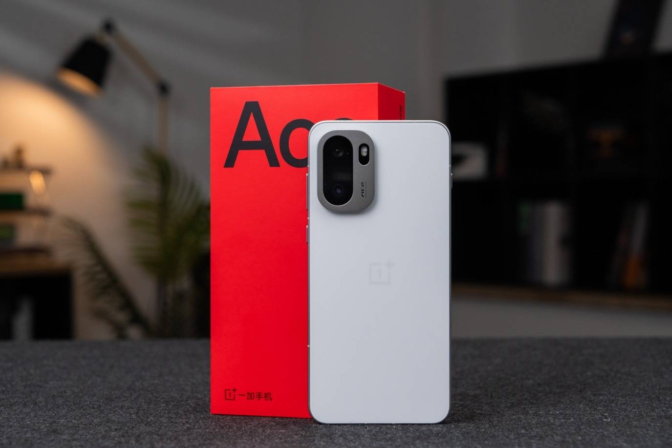 一加Ace6：十大满配升级重塑同档性能旗舰标杆