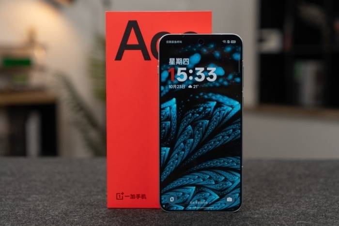 预算不高游戏神机怎么选？看一加 Ace 6就够了！