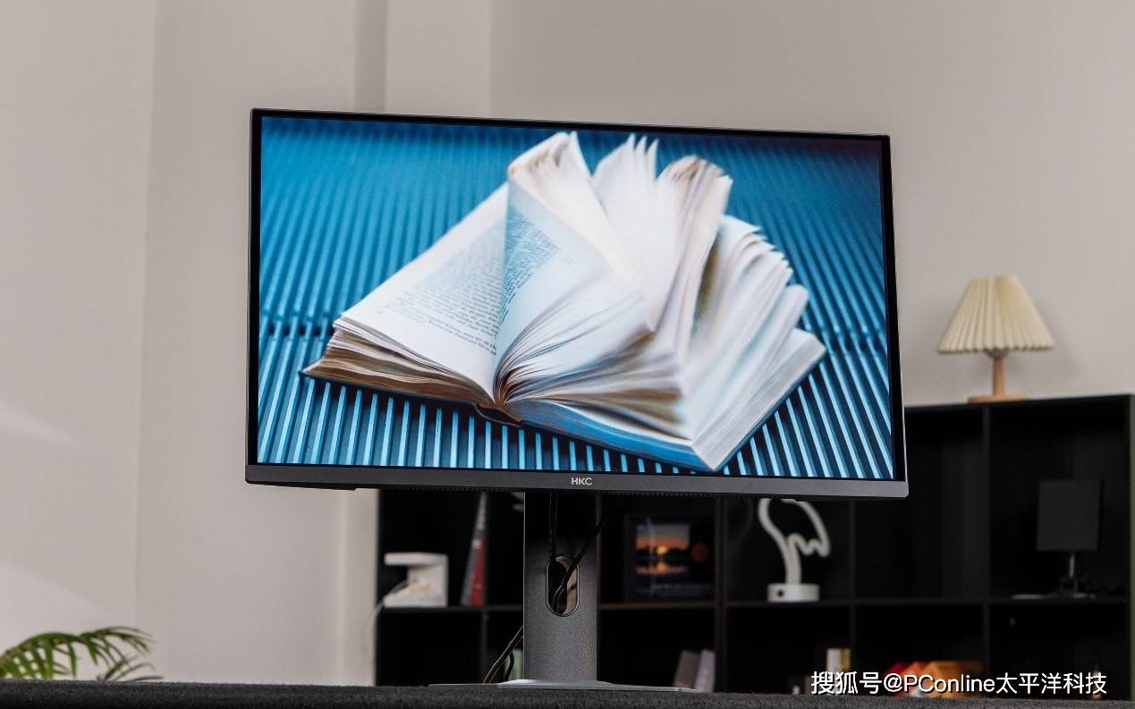 打响2K高刷OLED普及战：HKC GS27QKS 深度评测