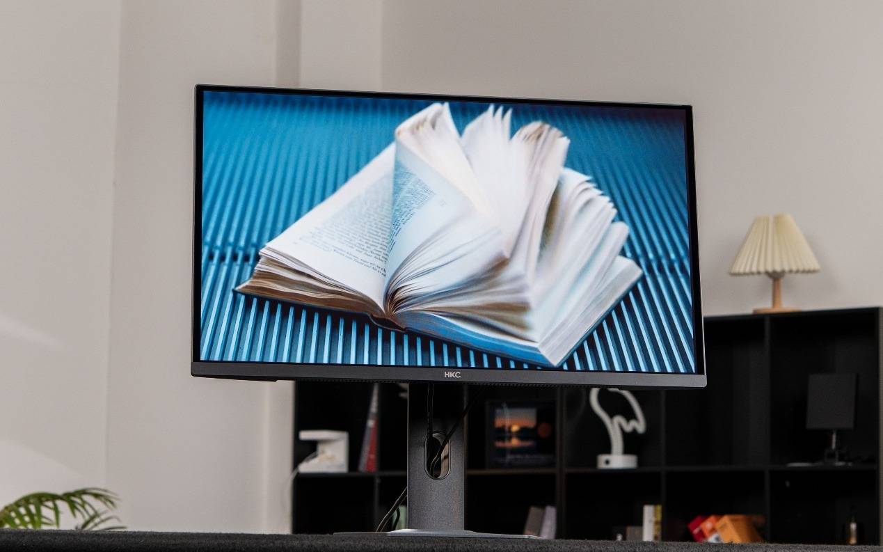 QD-OLED面板加持的全能电竞显示器，打响2K高刷OLED普及战：HKC GS27QKS 深度评测