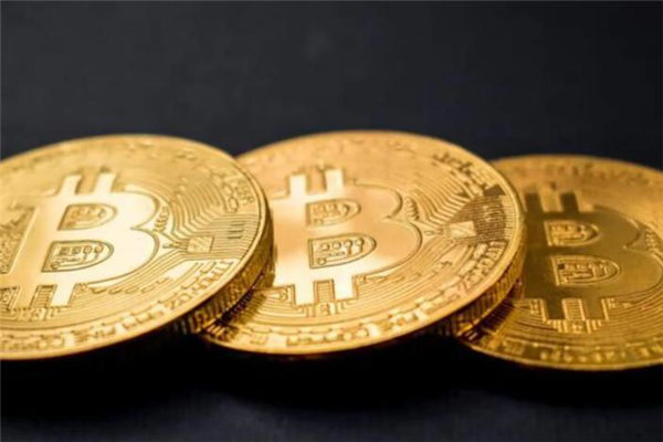 区块链平台：数字资产交易基石与未来