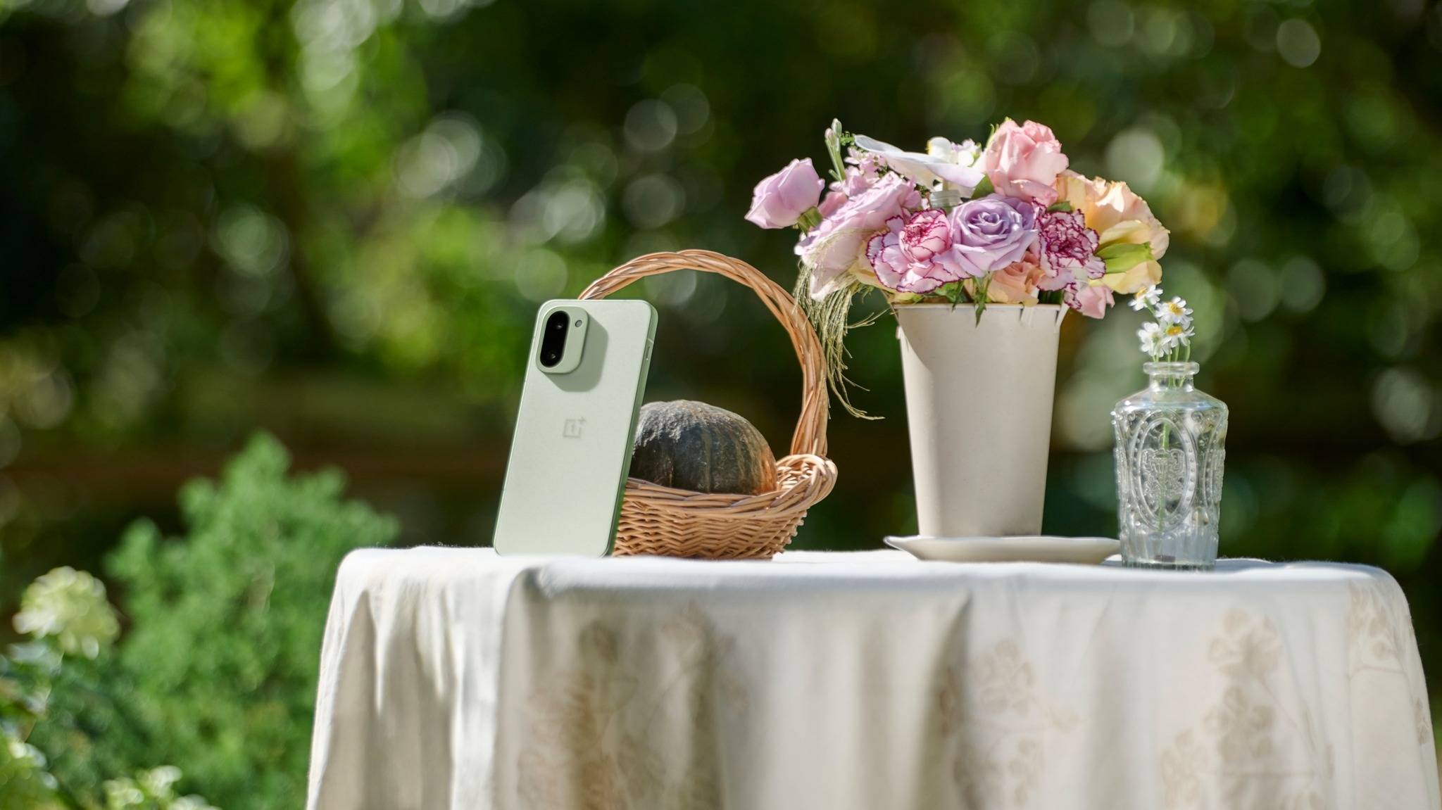 性能爆棚、系统轻量，一加 Ace 6T畅享极致体验！